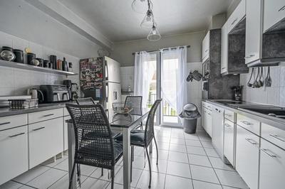 Maison contemporaine - 215 m² - 7 pièces