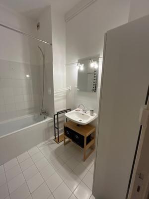 Appartement - 66 m² - 2 pièces