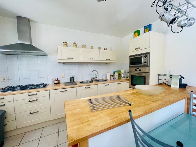 Maison - 166 m² - 5 pièces