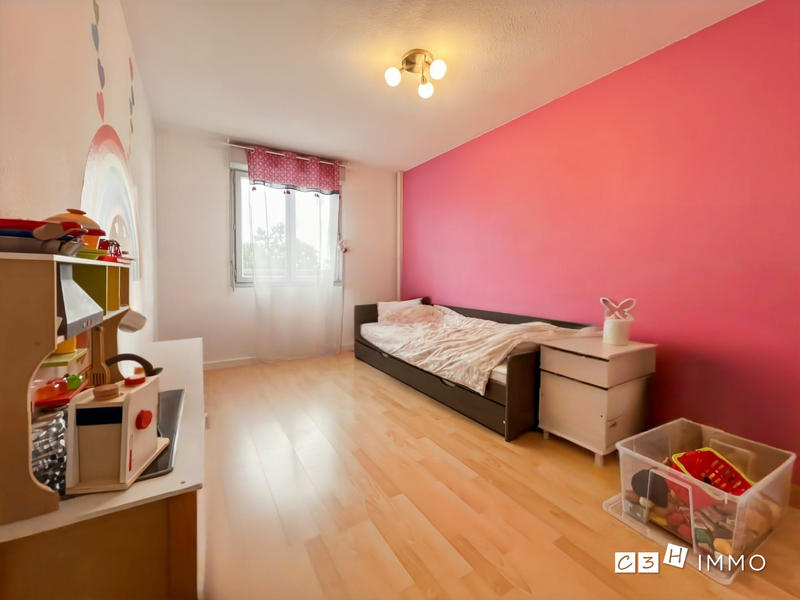 Maison - 83 m² - 4 pièces