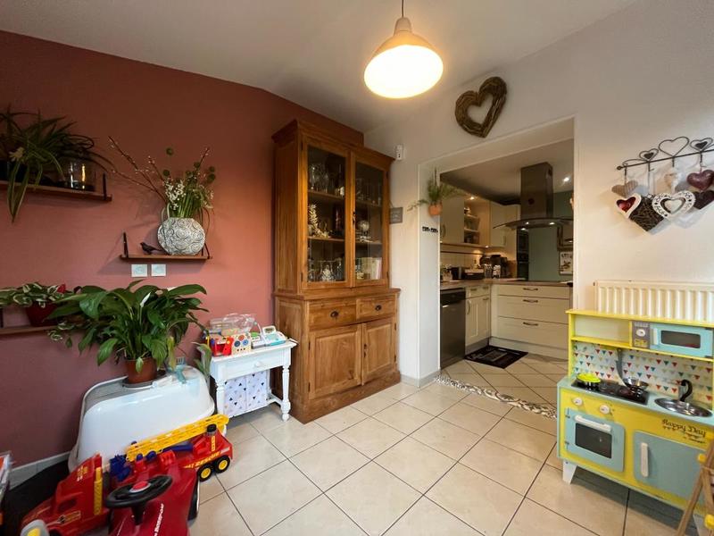 Maison - 100 m² - 5 pièces