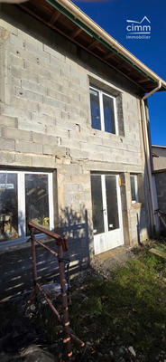 Maison - 100 m² - 2 pièces