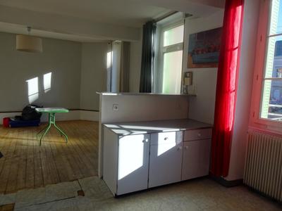 Maison - 60 m² - 3 pièces