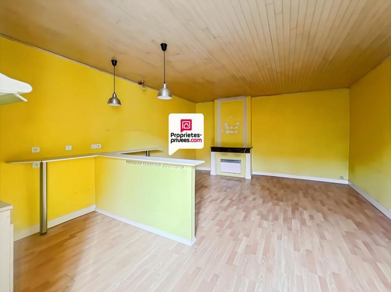 Maison - 201 m² - 9 pièces