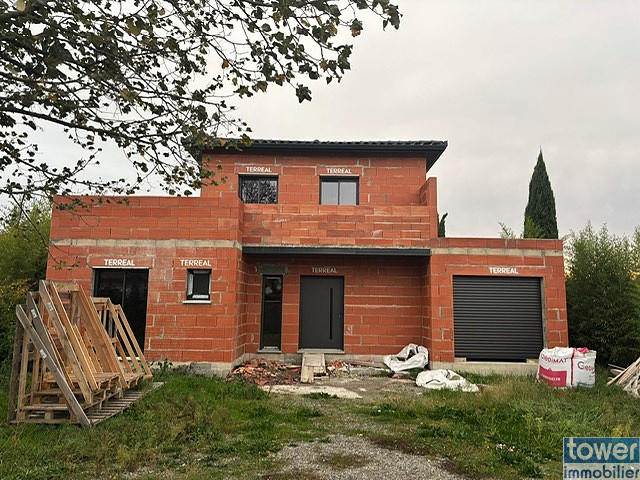 Maison - 170 m² - 5 pièces