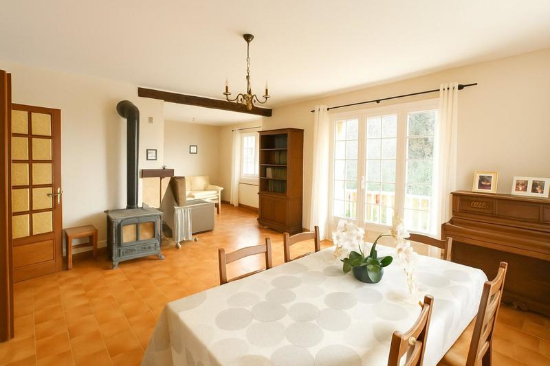 Maison - 130 m² - 6 pièces