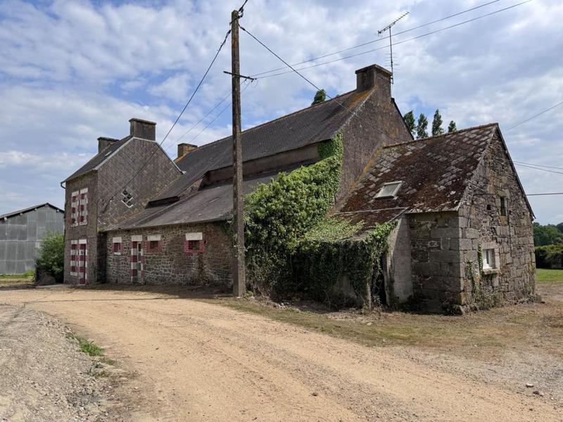 Maison - 237 m² - 8 pièces