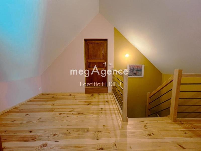 Maison - 87 m² - 10 pièces