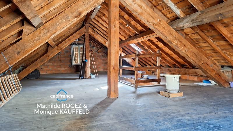 Maison de village - 280 m² - 12 pièces