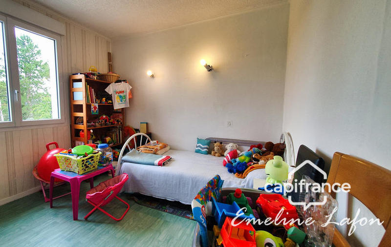 Maison - 196 m² - 8 pièces