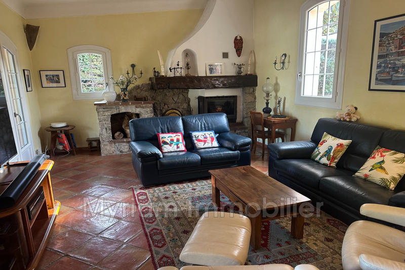 Mas - 195 m² - 5 pièces