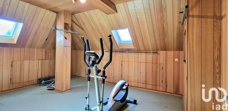 Maison - 334 m² - 10 pièces