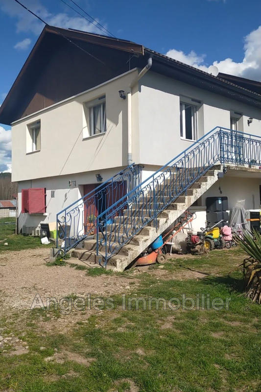 Pavillon - 125 m² - 5 pièces