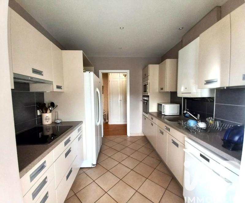 Appartement - 127 m² - 5 pièces