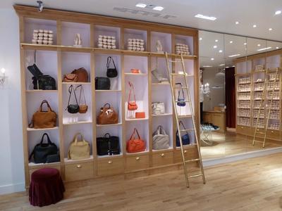 Magasins - 103 m² - 2 pièces