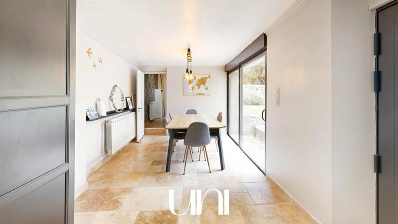 Maison - 155 m² - 5 pièces