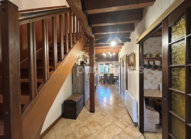 Maison - 93 m² - 5 pièces