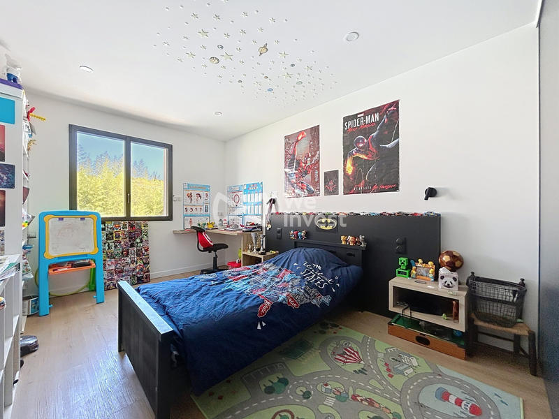 Villa - 220 m² - 5 pièces