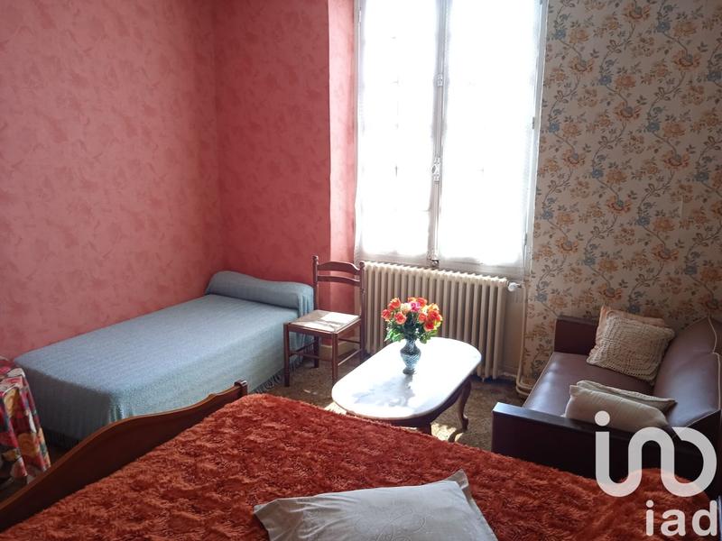 Maison - 458 m² - 17 pièces