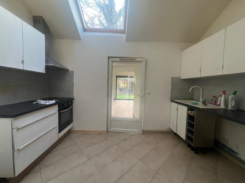 Maison - 95 m² - 4 pièces