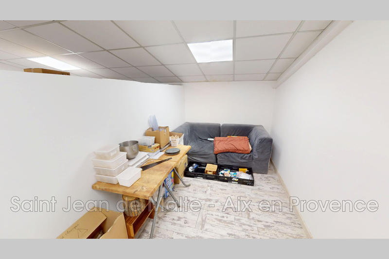 Fonds de commerce - 75 m²