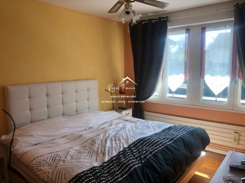 Maison traditionnelle - 97 m² - 5 pièces