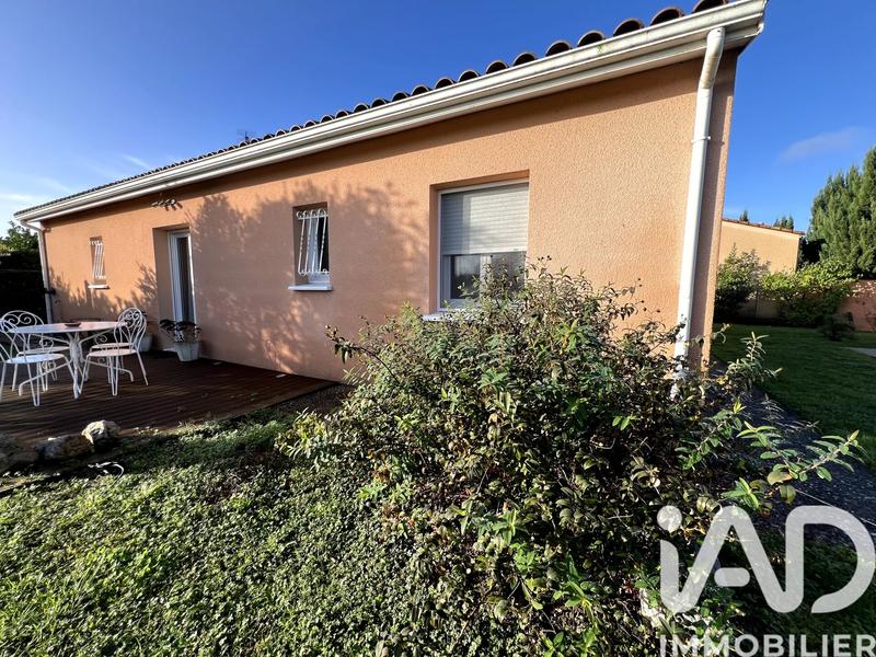 Maison - 99 m² - 5 pièces