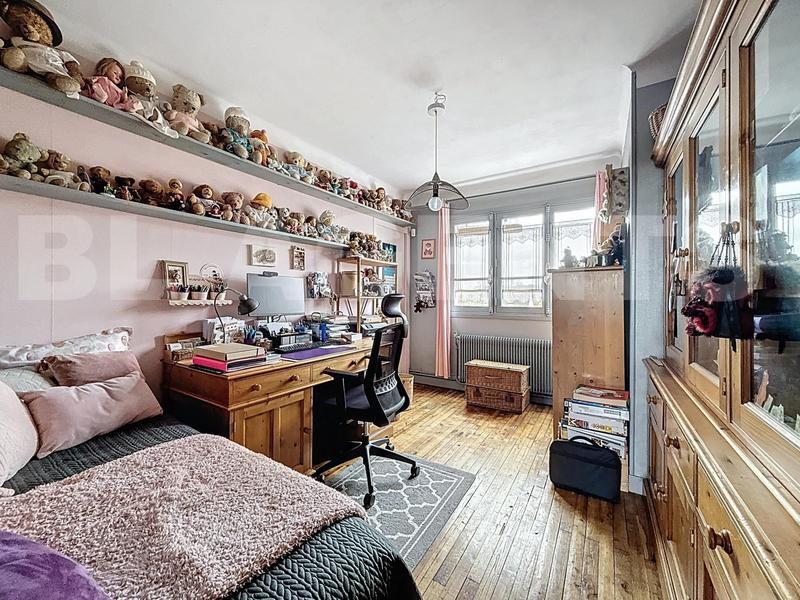 Maison - 190 m² - 8 pièces