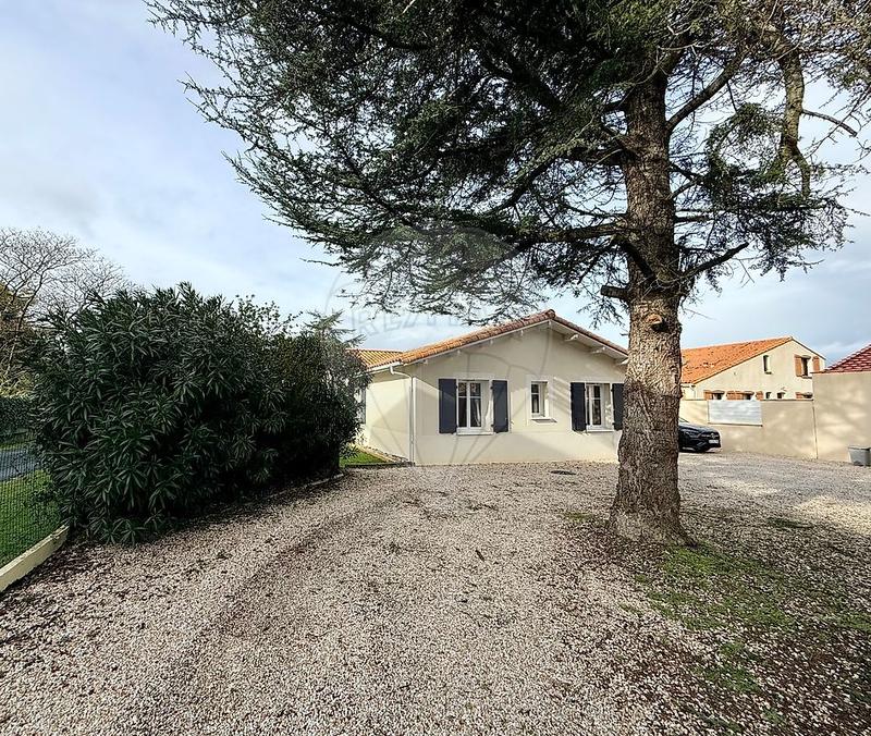 Maison - 108 m² - 4 pièces