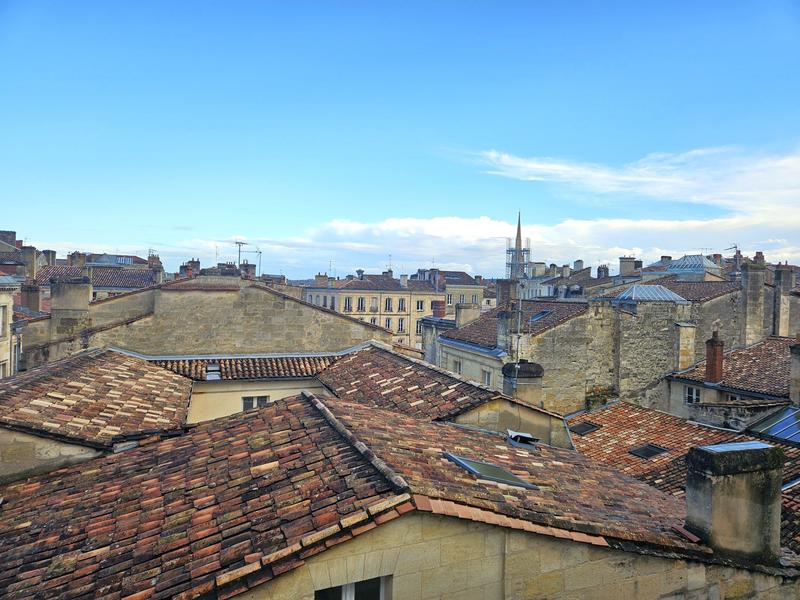 Appartement - 93 m² - 4 pièces