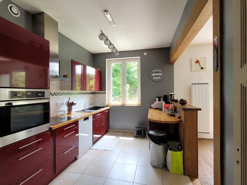 Maison - 97 m² - 5 pièces