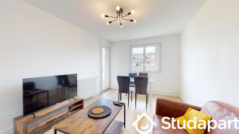 Chambre - 10 m² - 1 pièce