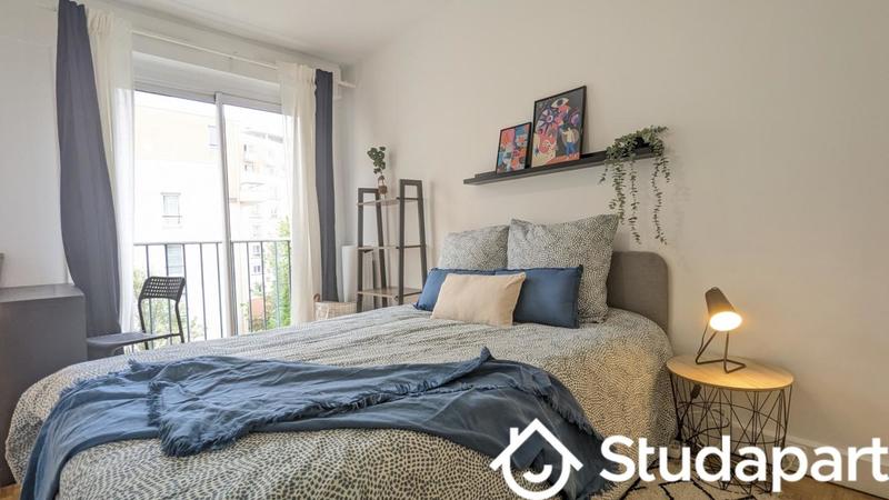 Chambre - 12 m² - 1 pièce