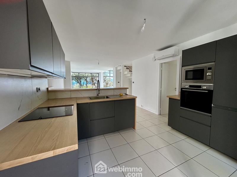 Appartement - 165 m² - 5 pièces