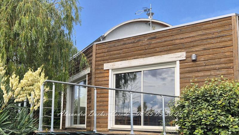 Maison - 130 m² - 4 pièces