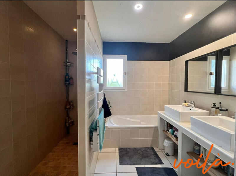 Maison - 120 m² - 4 pièces