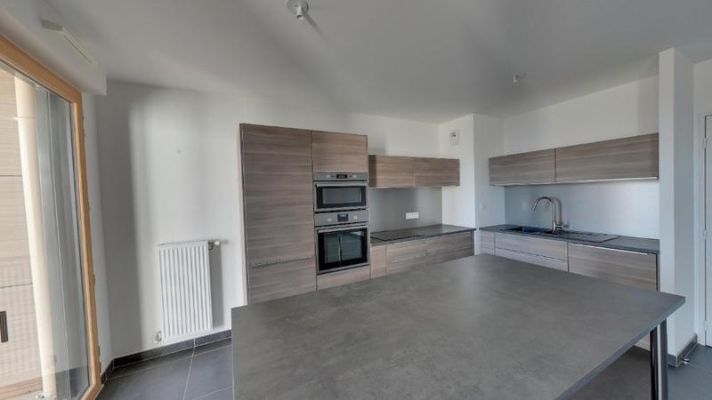 Appartement - 77 m² - 3 pièces