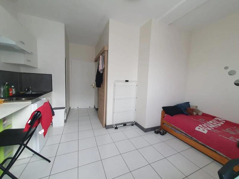 Maison - 270 m² - 10 pièces