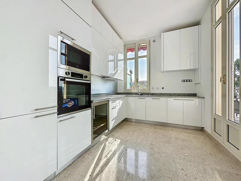 Appartement - 121 m² - 4 pièces