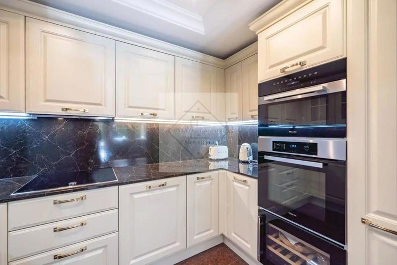 Appartement - 110 m² - 3 pièces