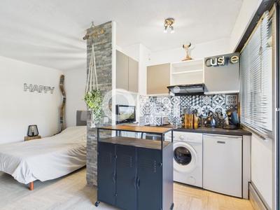 Studio - 24 m² - 1 pièce