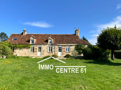 Maison - 218 m² - 8 pièces