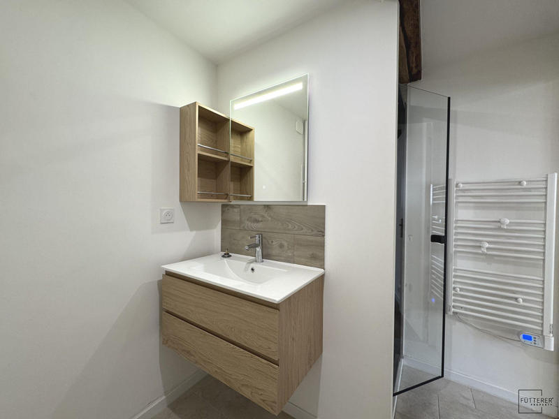 Maison - 99 m² - 4 pièces