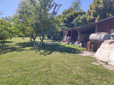 Maison - 210 m² - 6 pièces