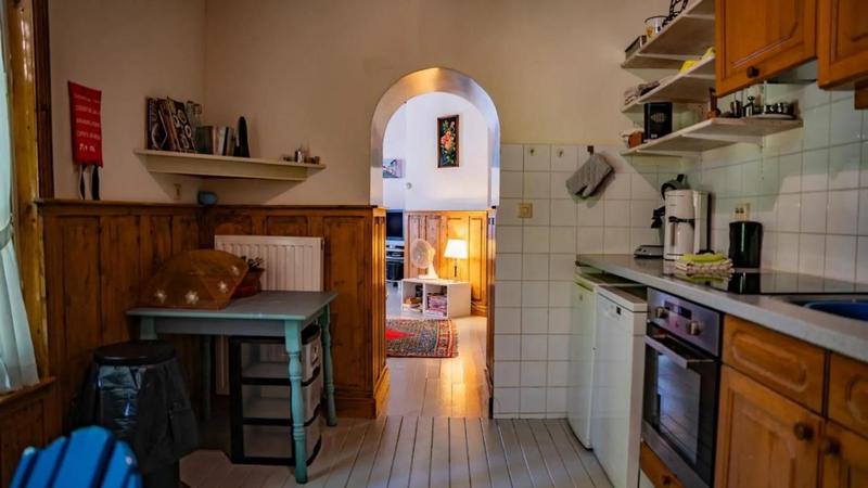 Propriété - 200 m² - 5 pièces