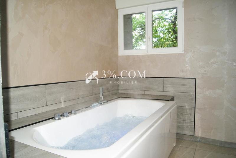 Propriété - 155 m²