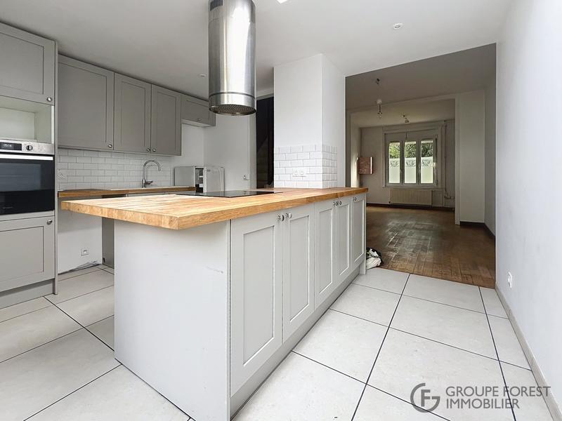 Maison - 95 m² - 5 pièces