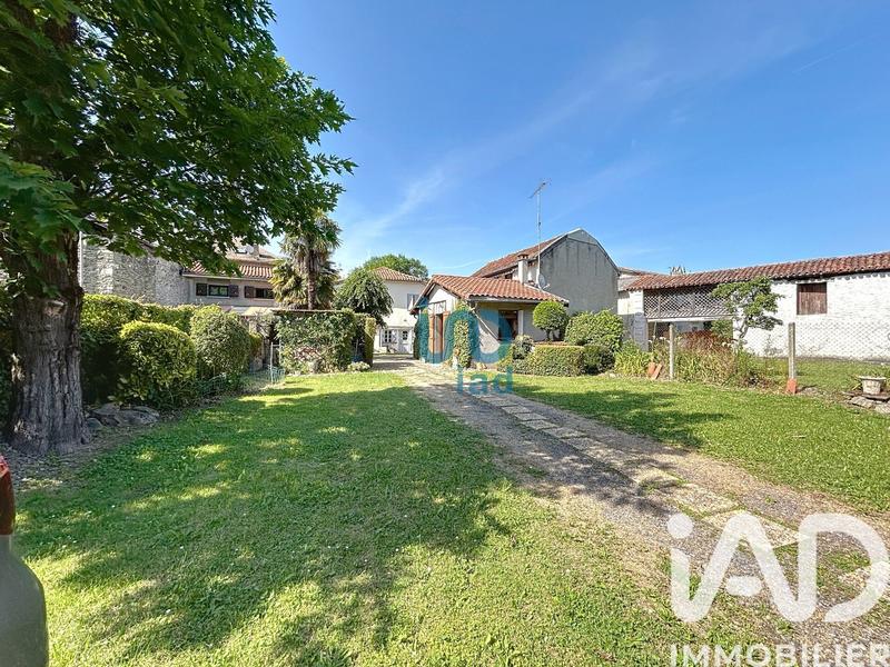 Maison - 194 m² - 7 pièces