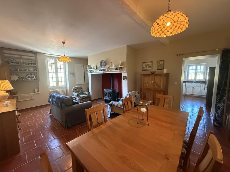 Maison ancienne - 242 m² - 8 pièces