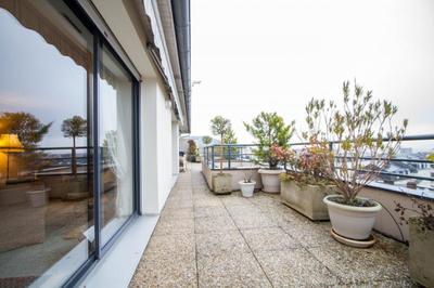 Appartement - 152 m² - 6 pièces